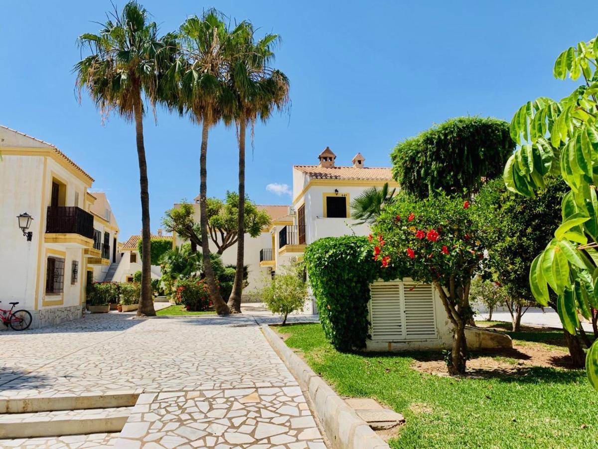 Eonia Marinas-Duplex Con Porche En Primera Linea! 维拉 外观 照片